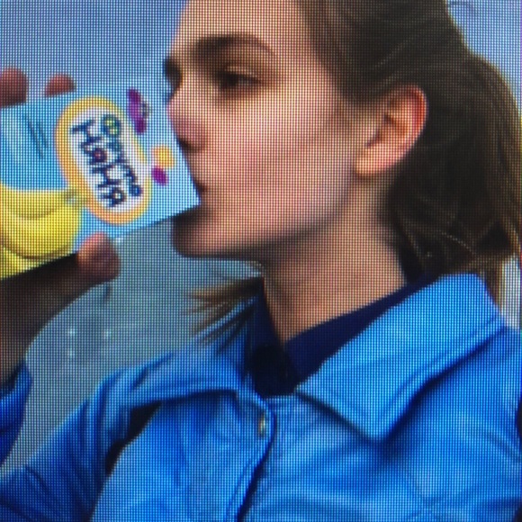 Meet your Posher, Monica - Picture 1 of 1